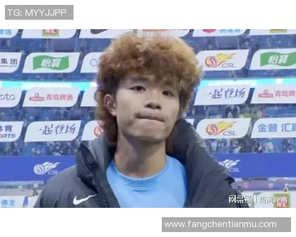 长相甜美却球技超群 这些拥有娃娃脸的足球明星你认识吗